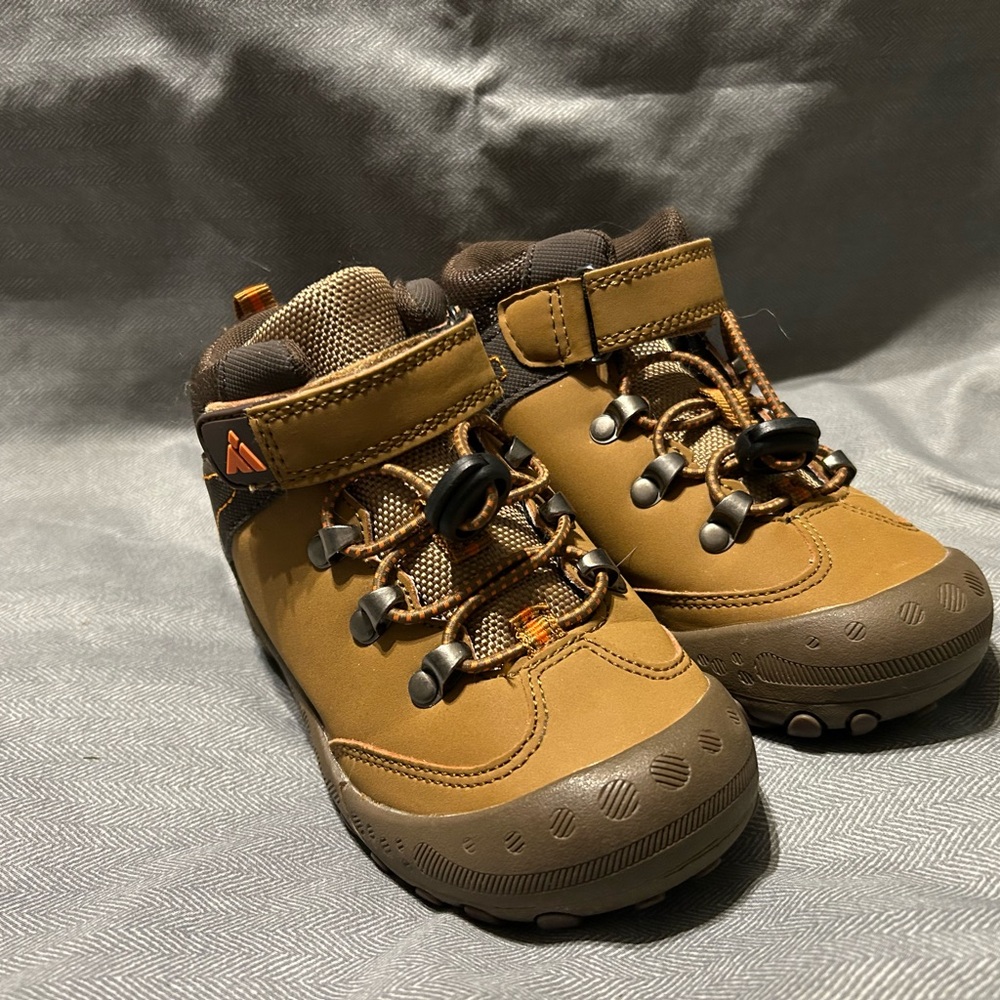 Kids Brown Hiking Shoes
